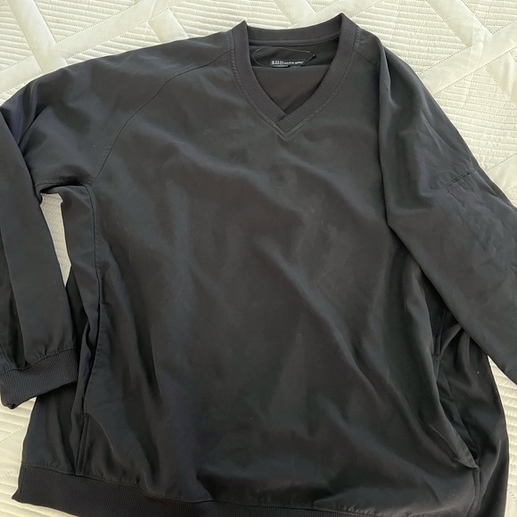 5.11 tactical gear – New, Men’s Xlarge lightweight, V-neck pull over ￼ - Picture 1 of 4
